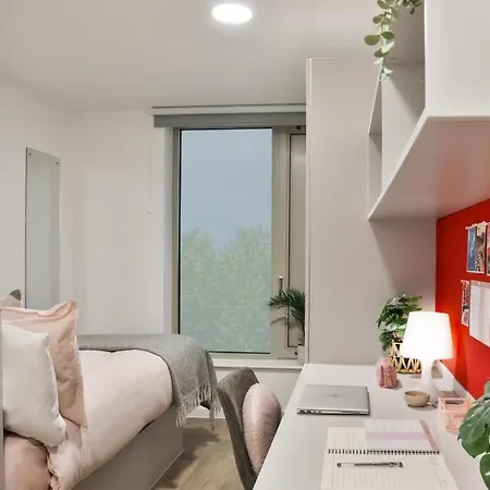 Ensuite Student In * Бристоль