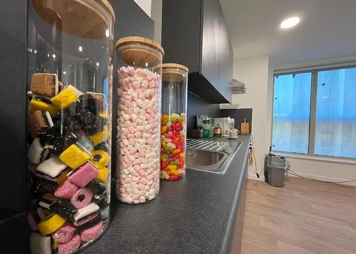 Апартаменти Ensuite Student In *