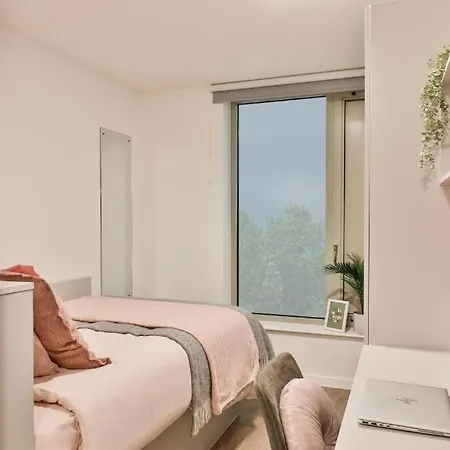 דירה Ensuite Student In בריסטול